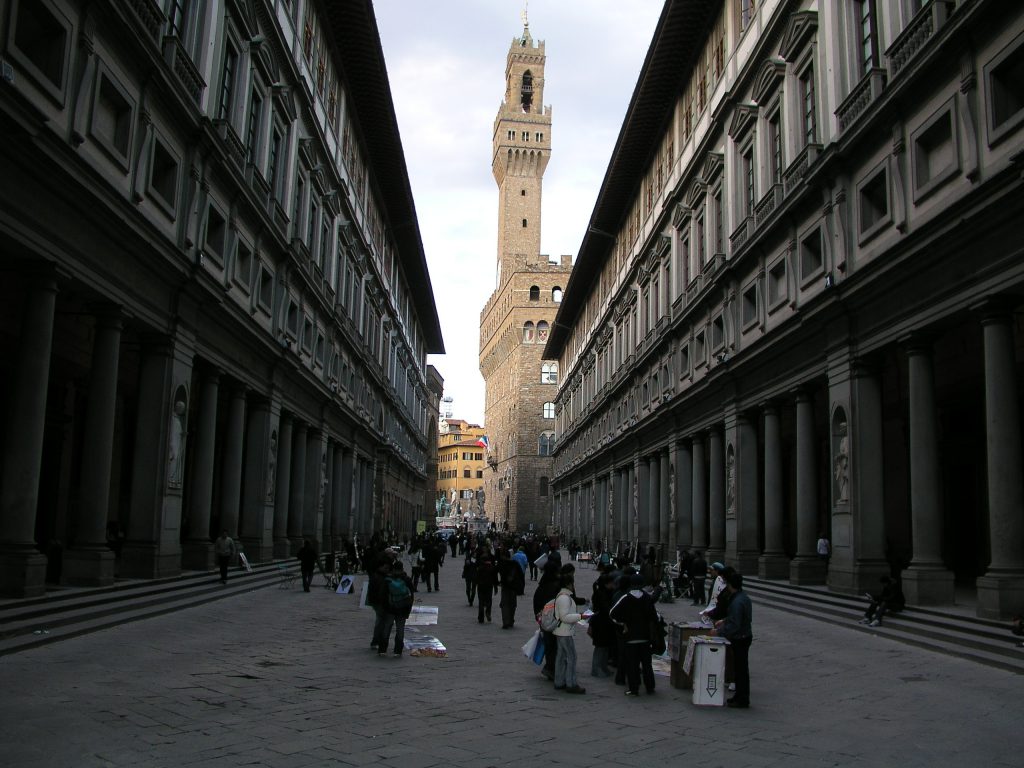 This image has an empty alt attribute; its file name is uffizi-9-1024x768.jpg